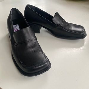 90s Italian Black Chunky Heel Loafers